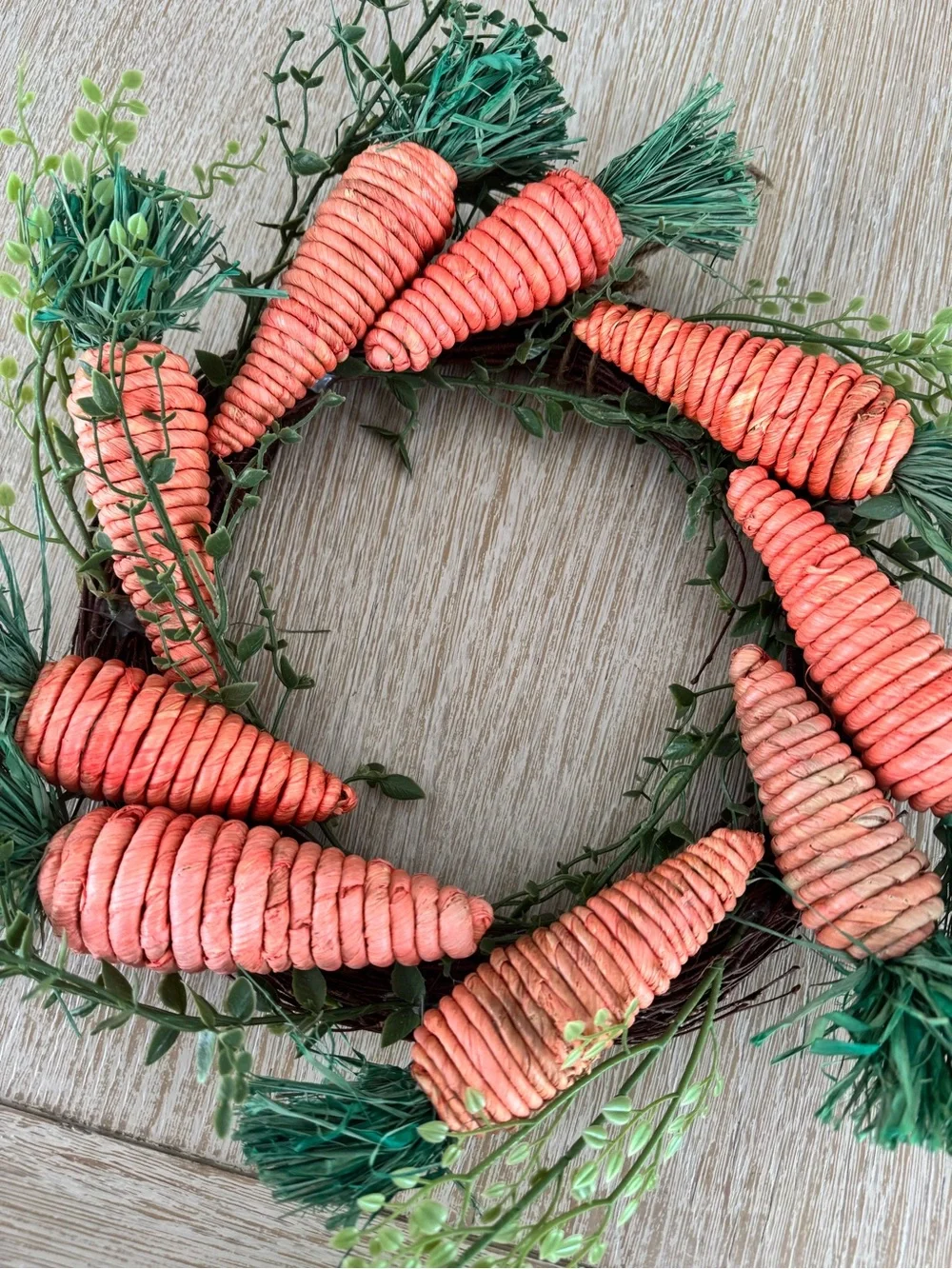 Opalhouse Decoartive Corn Husk Carrot Wreath
